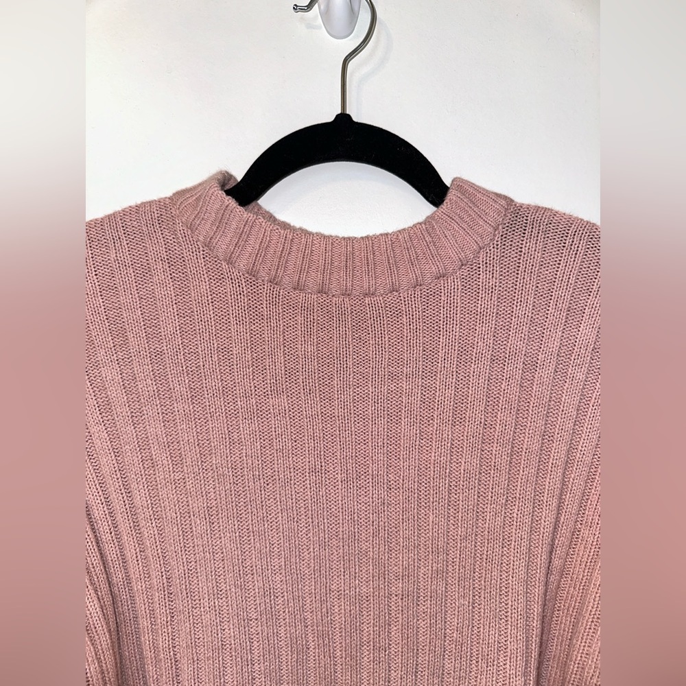 AE Cropped Rib Knit Sweater - Picture 5 of 9